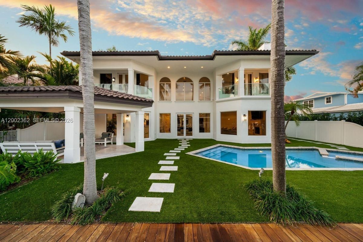 2614 Castilla Isle, Fort Lauderdale, FL 33301