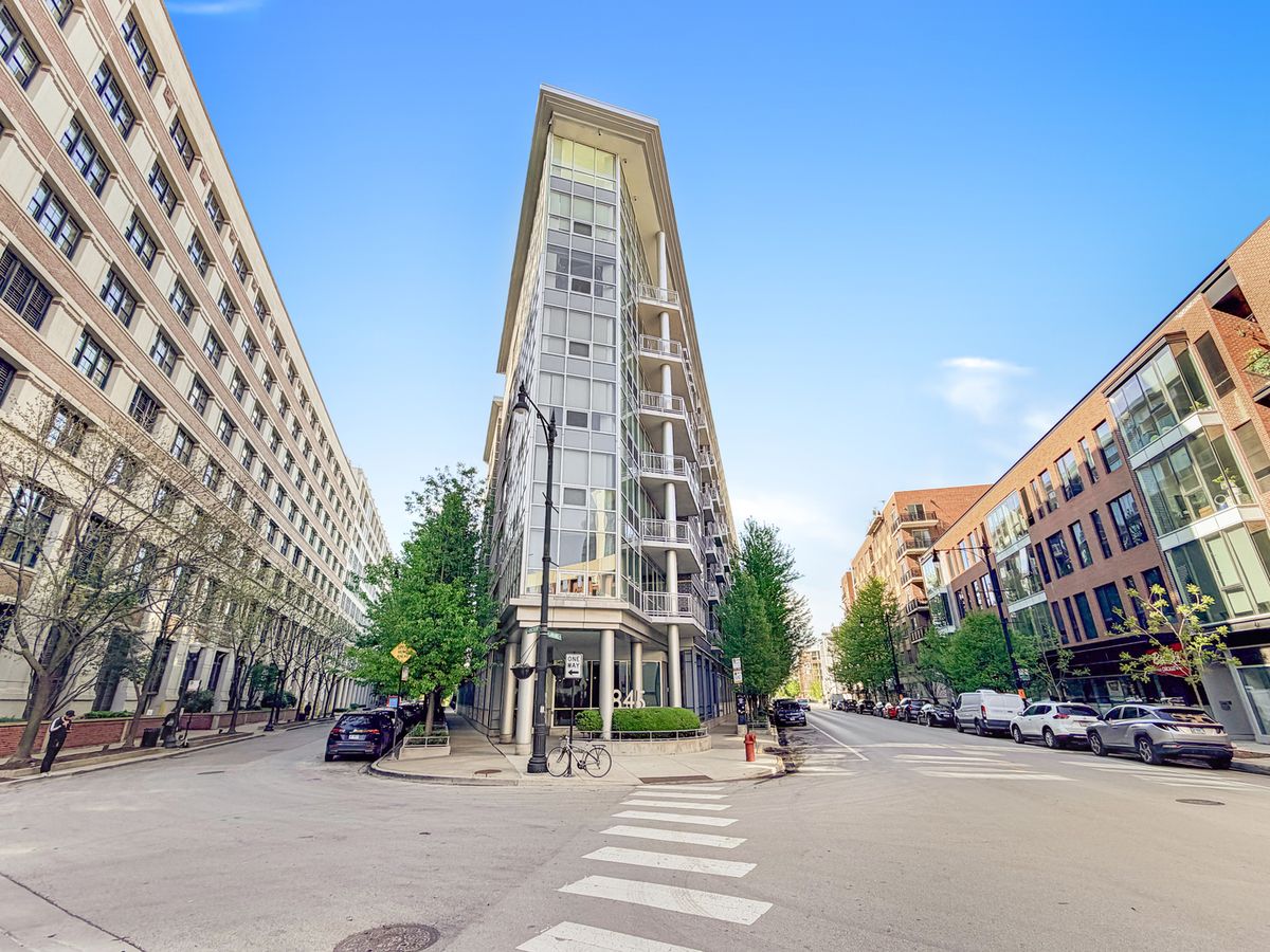 845 KINGSBURY Street, Chicago, IL 60610