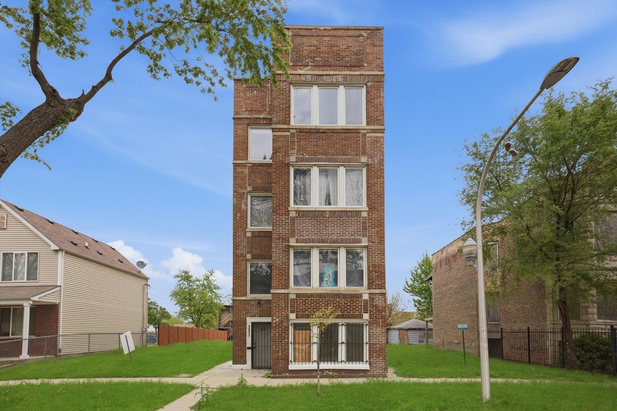 1311 Harding Avenue, Chicago, IL 60623