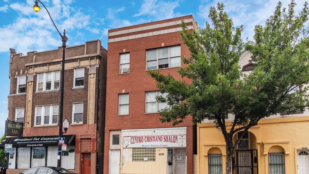 4220 Armitage Avenue, Chicago, IL 60639