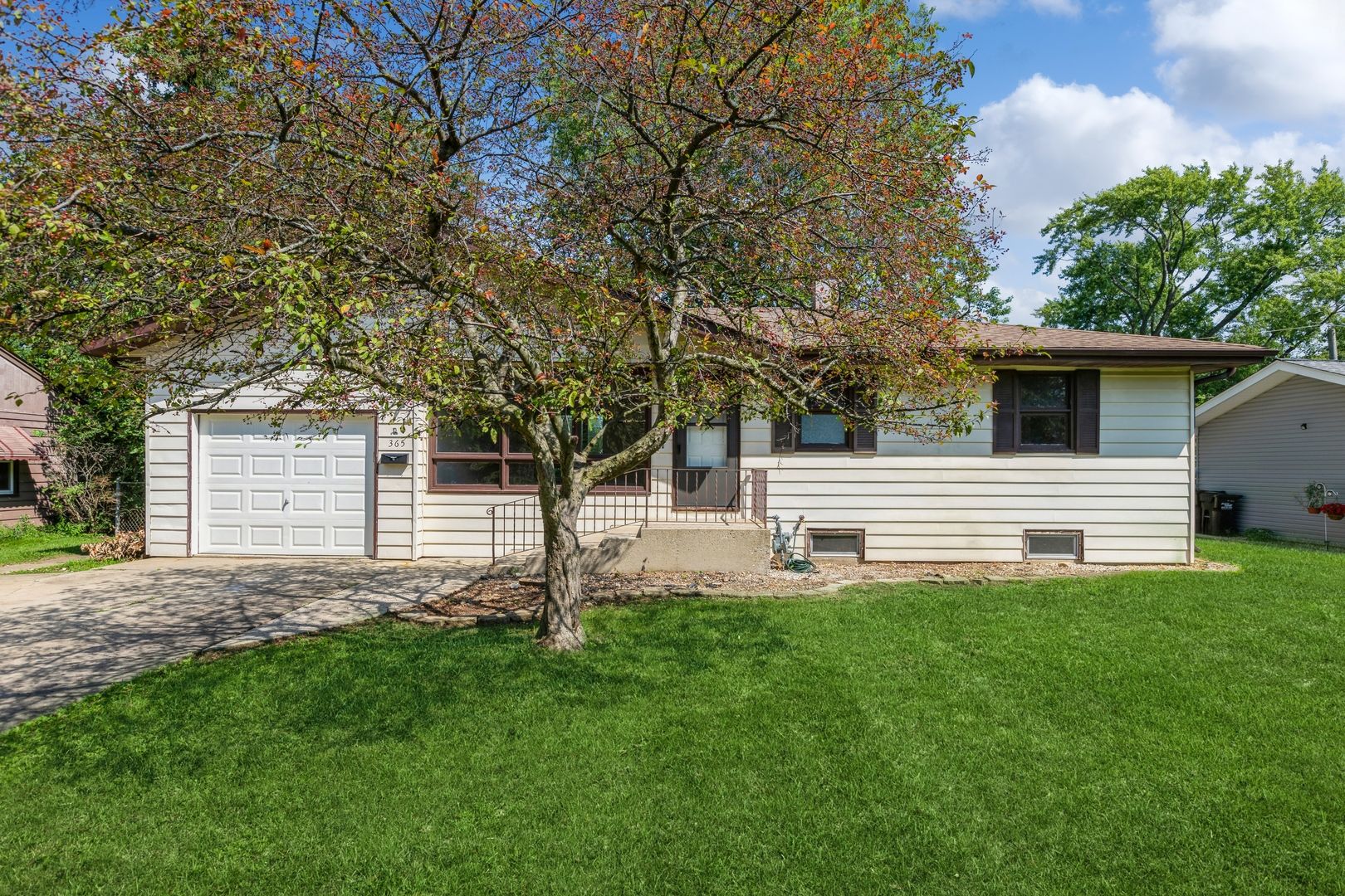 365 Harold Street — Crystal Lake, IL 60014