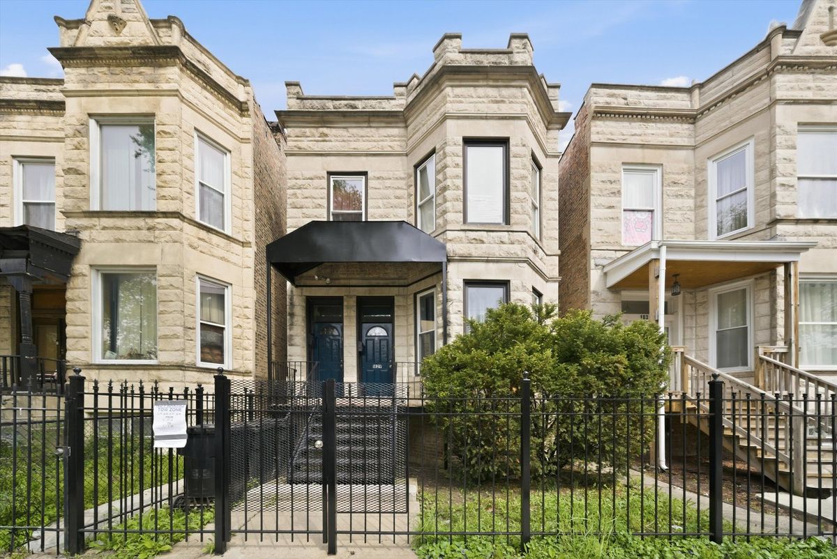 1829 Central Park Avenue, Chicago, IL 60623