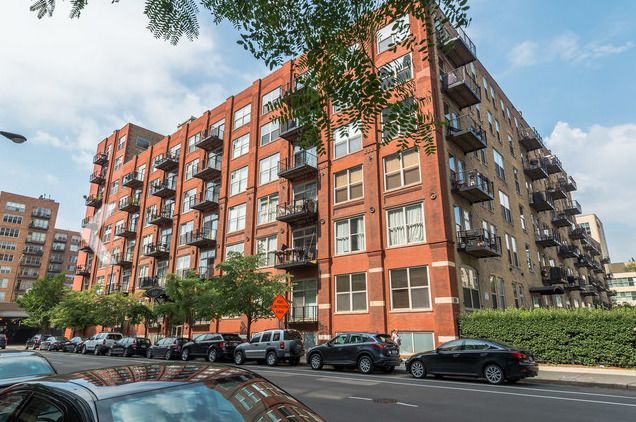 420 Clinton Street, Chicago, IL 60607