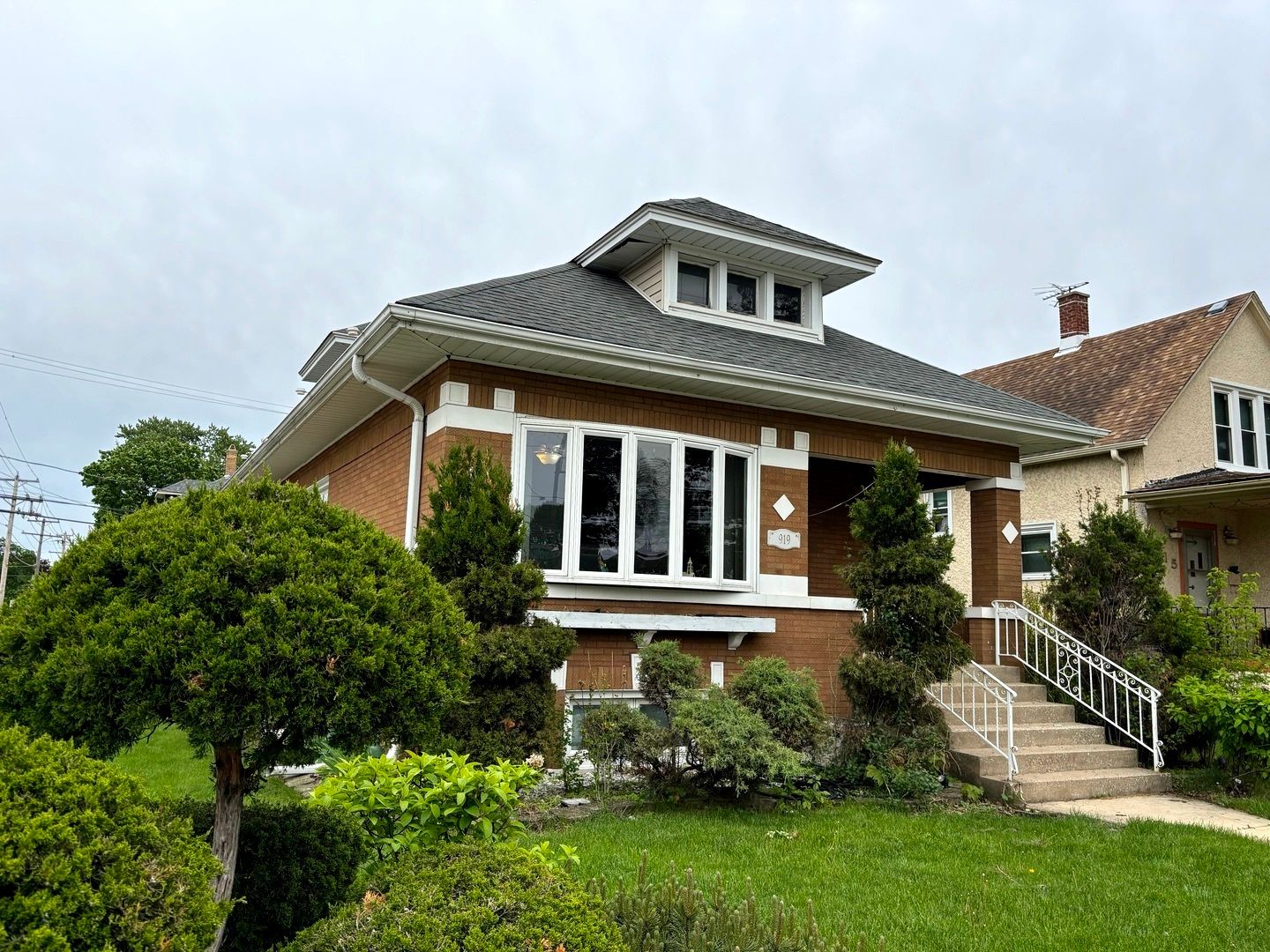 919 Broadway Street — Melrose Park, IL 60160