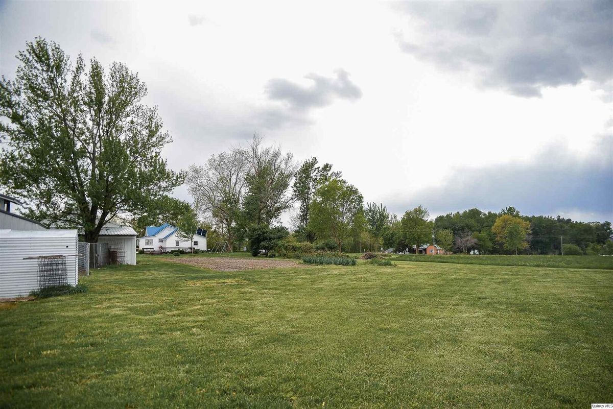 2729 N 250th Ave, Liberty, IL 62347
