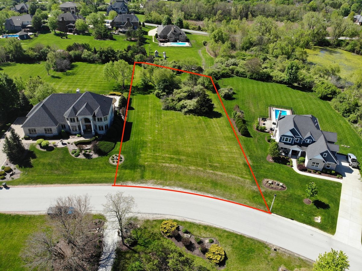 18006 Crystal Lake Drive, Mokena, IL 60448