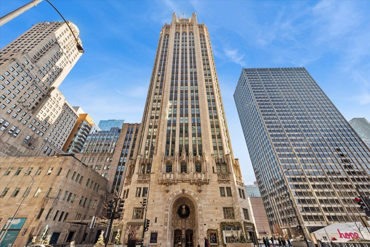 435 N Michigan Avenue #503 — Chicago, IL 60611