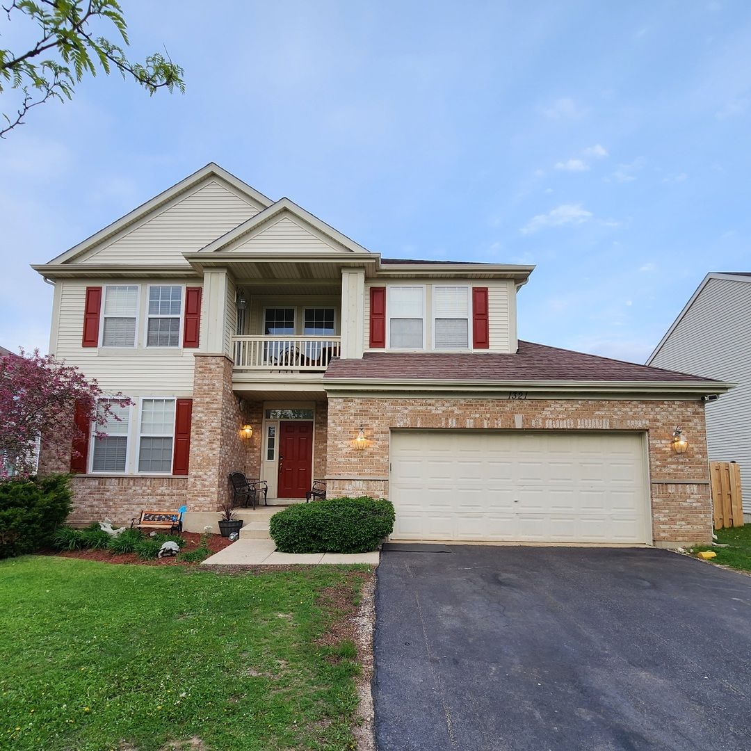 1321 Wentworth Drive — Volo, IL 60020