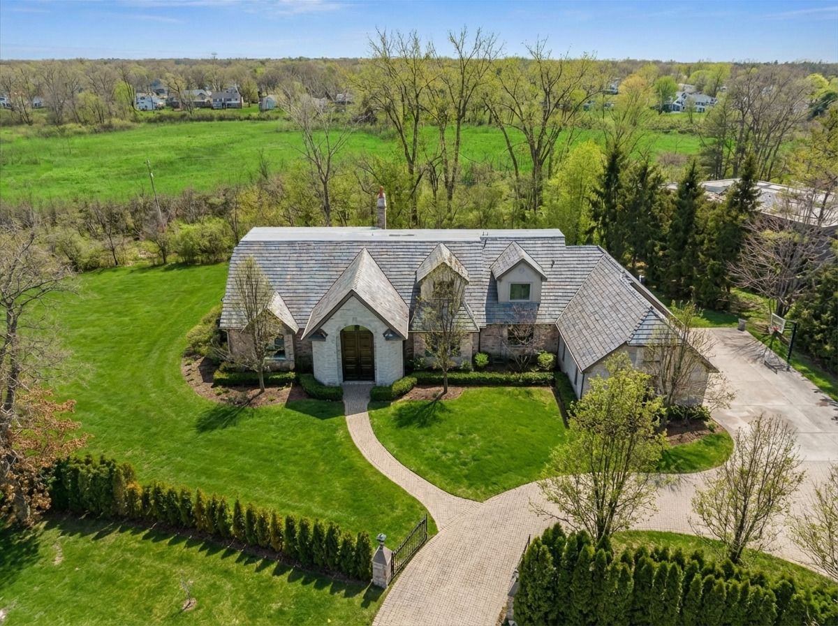 1630 Ridge Road, Highland Park, IL 60035