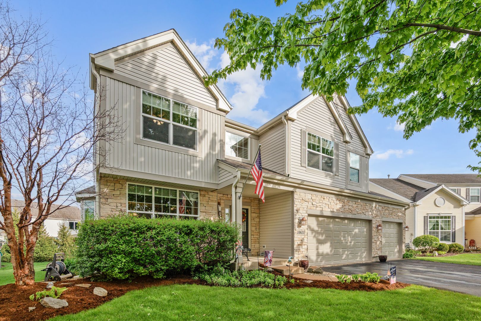 10631 Oregon Trail — Huntley, IL 60142