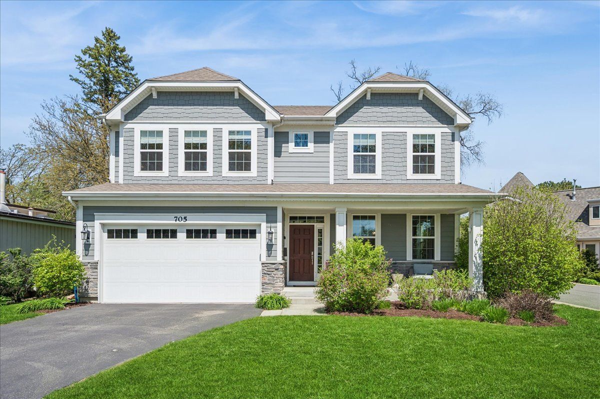 705 Ridge Road — Highland Park, IL 60035