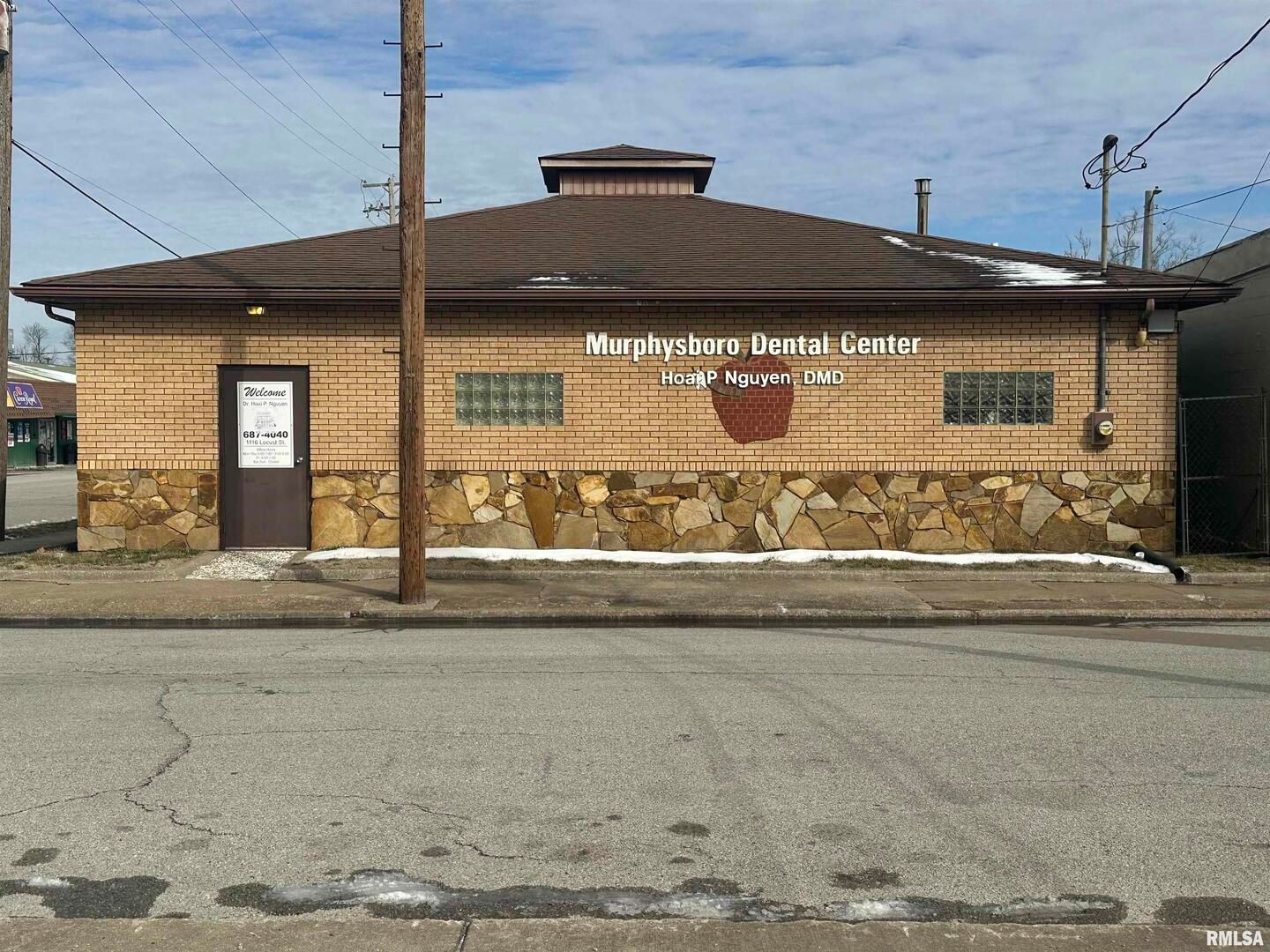 1116 LOCUST Street — Murphysboro, IL 62966