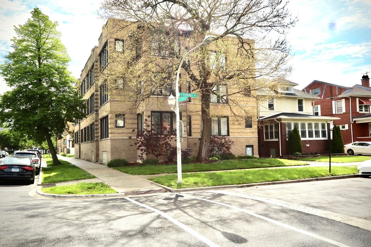2339 72nd Street, Chicago, IL 60649