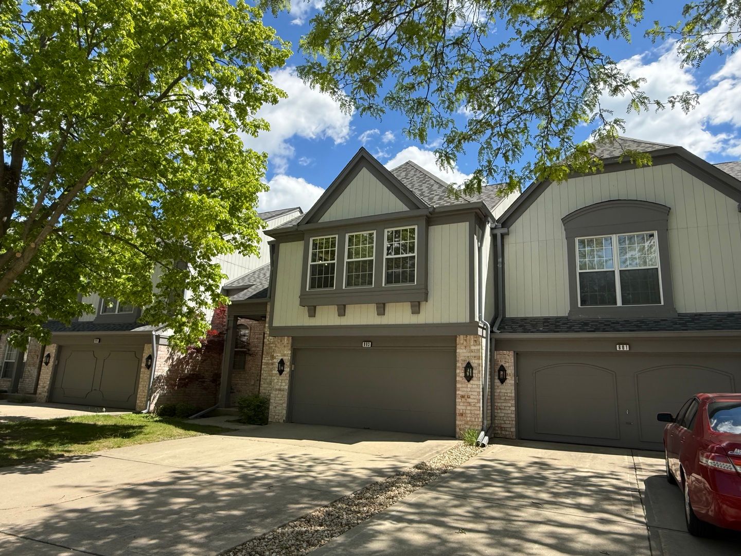 803 MARSEILLES Circle — Buffalo Grove, IL 60089