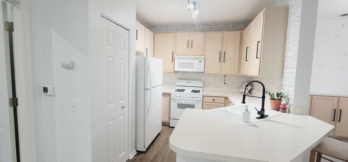 3333 Stratford Court #3F, Lake Bluff, IL 60044