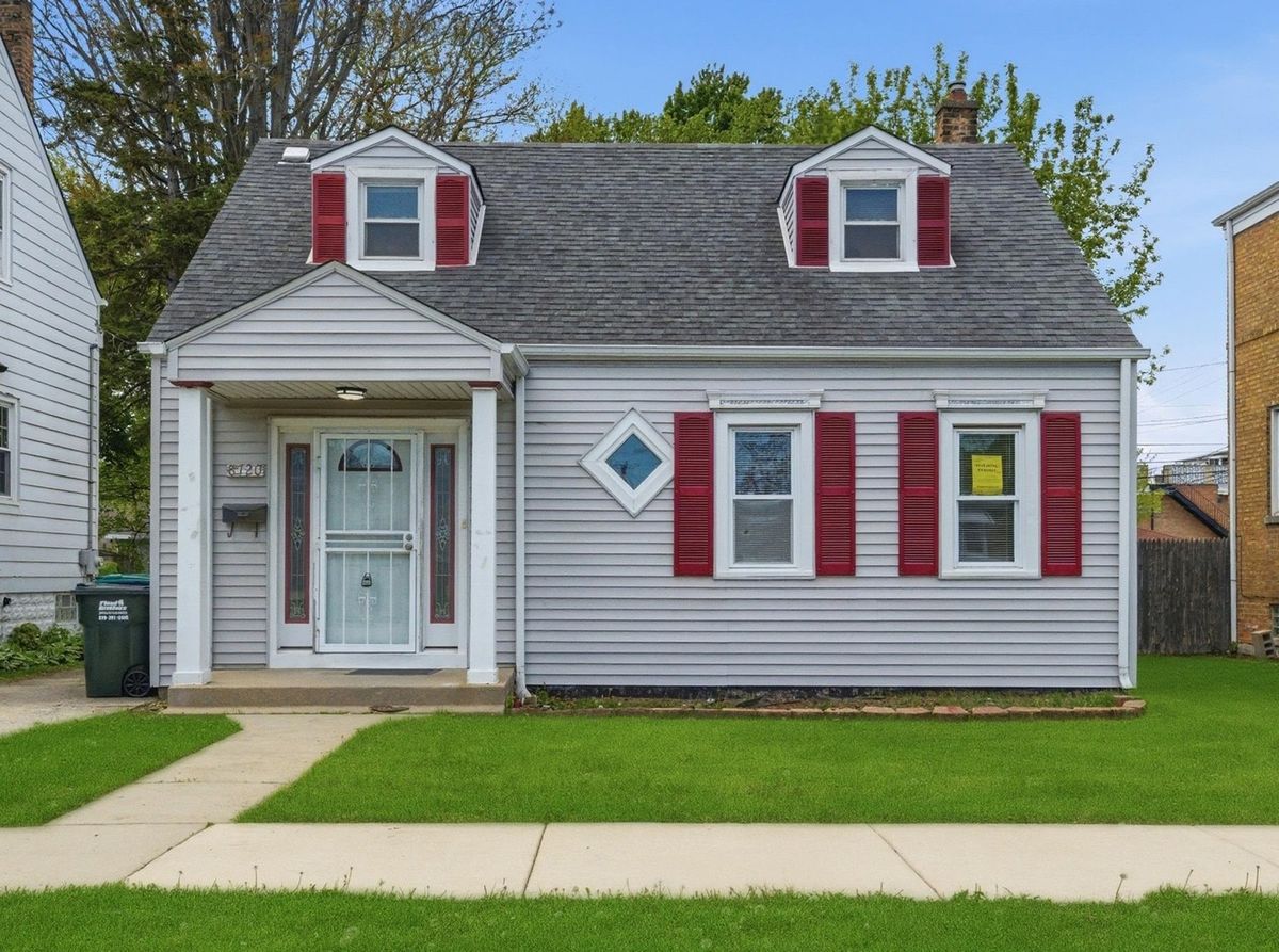 8720 Richmond Avenue, Evergreen Park, IL 60805