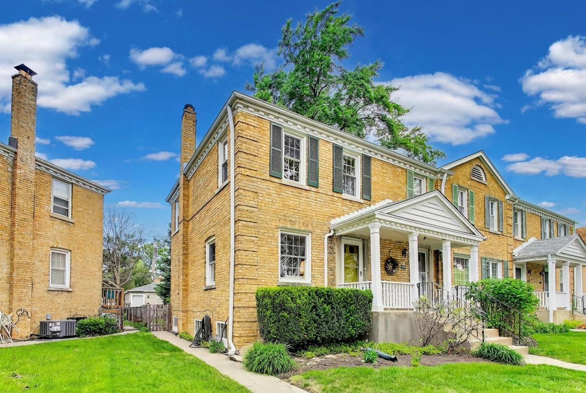 6436 N Oketo Avenue, Chicago, IL 60631