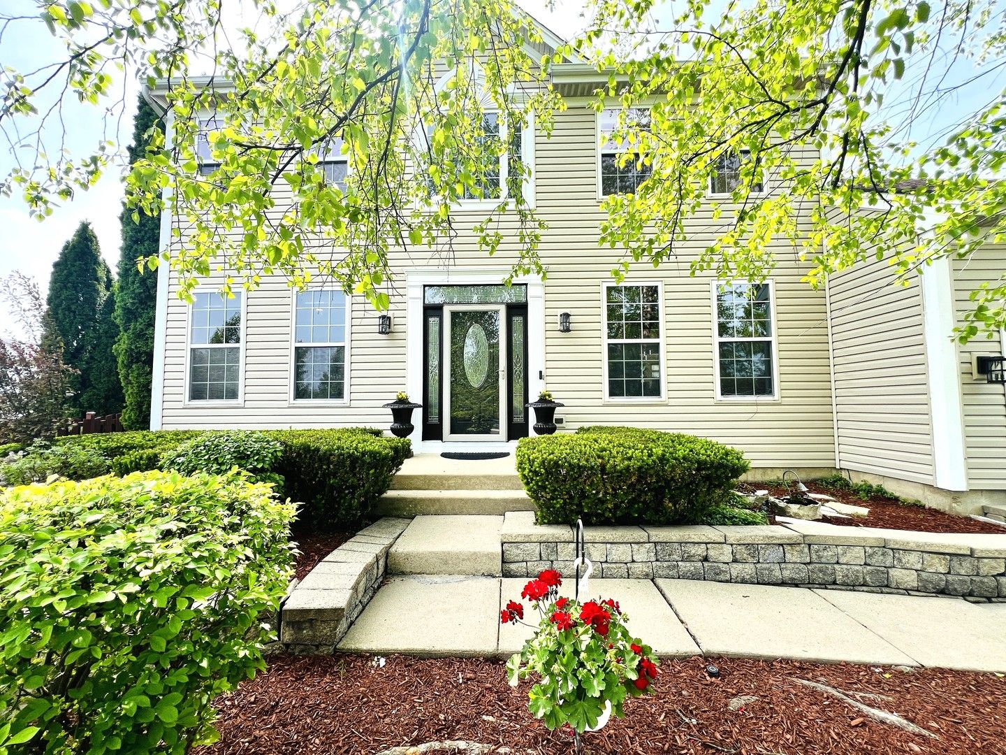 416 PTARMIGAN Place — Lindenhurst, IL 60046