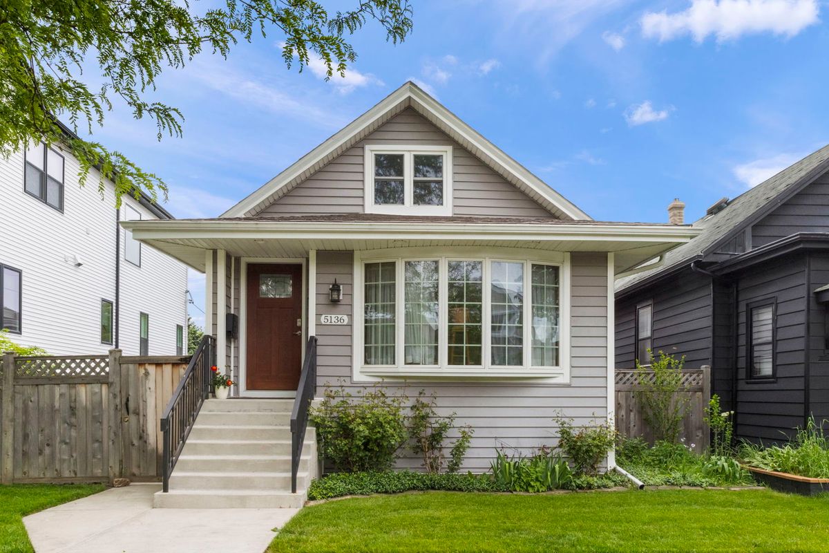 5136 Winona Street, Chicago, IL 60630
