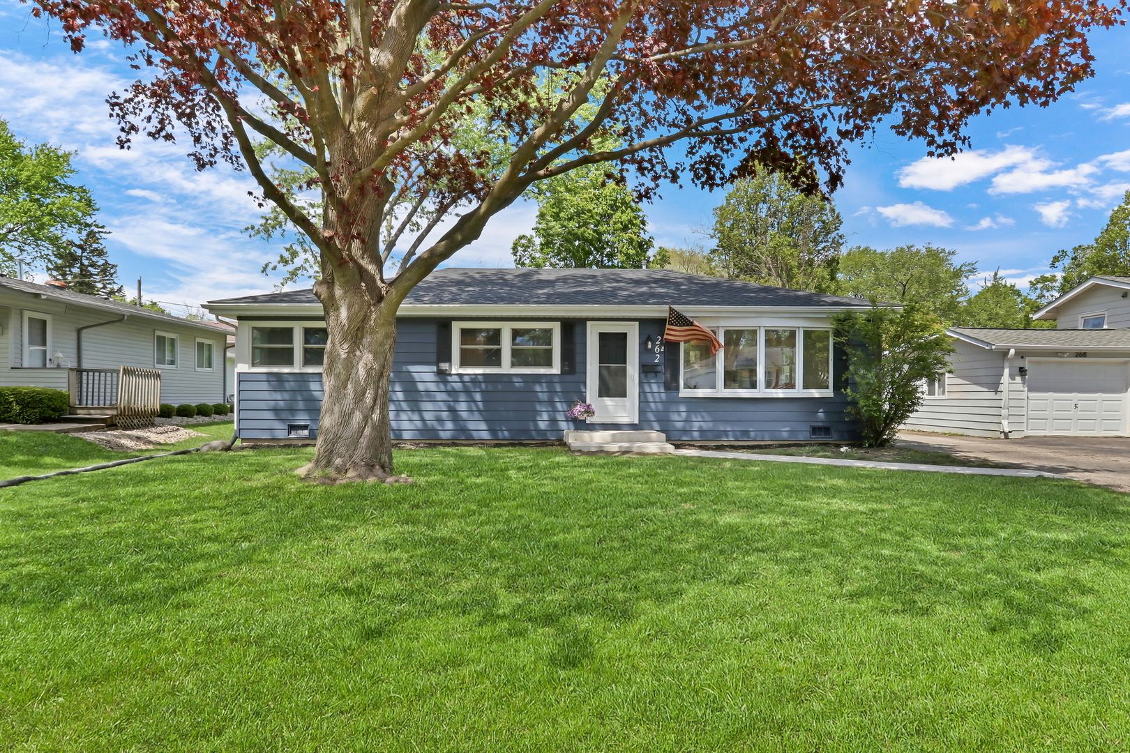 262 Normandy Lane — Grayslake, IL 60030