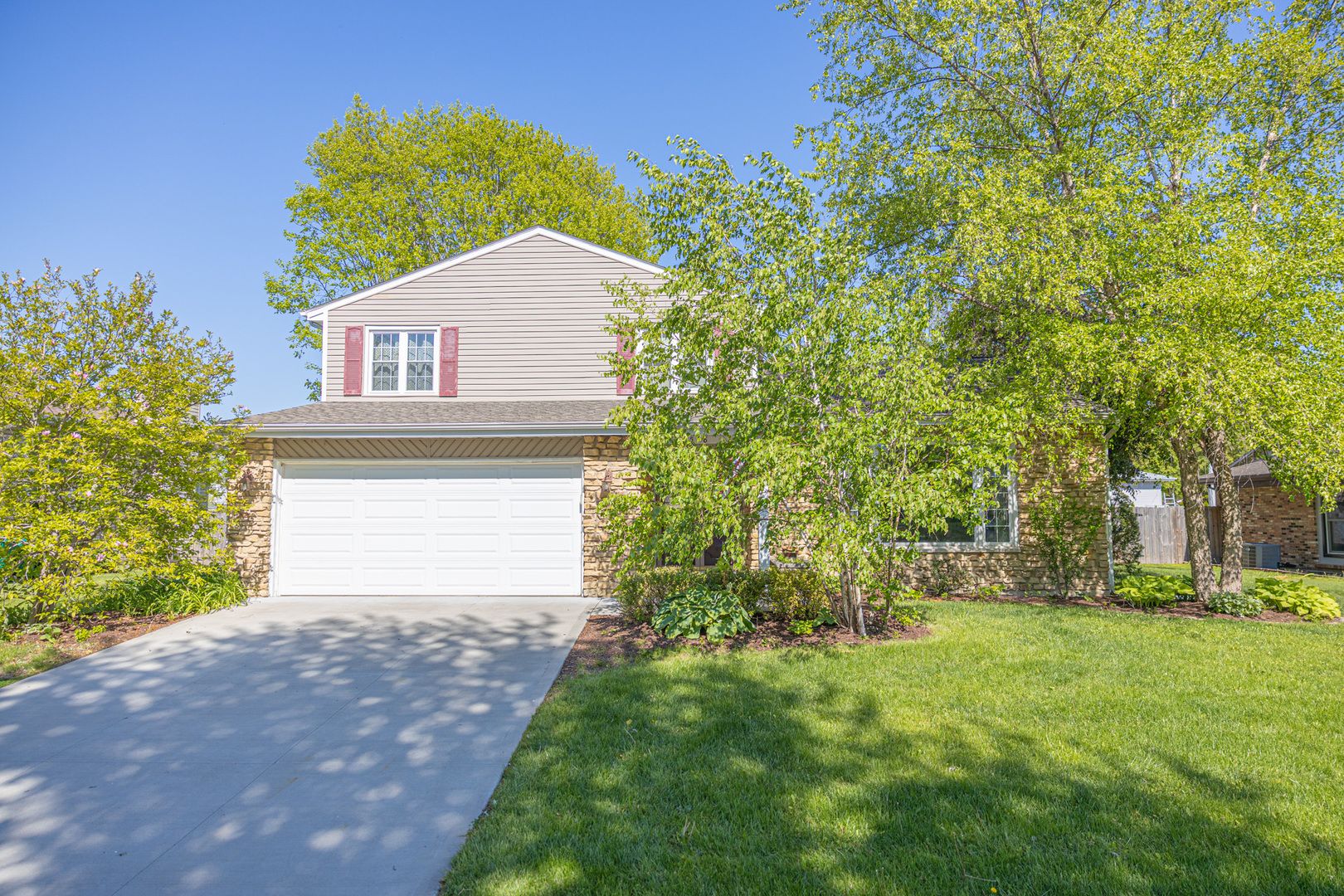 518 DAVID Drive — Shorewood, IL 60404