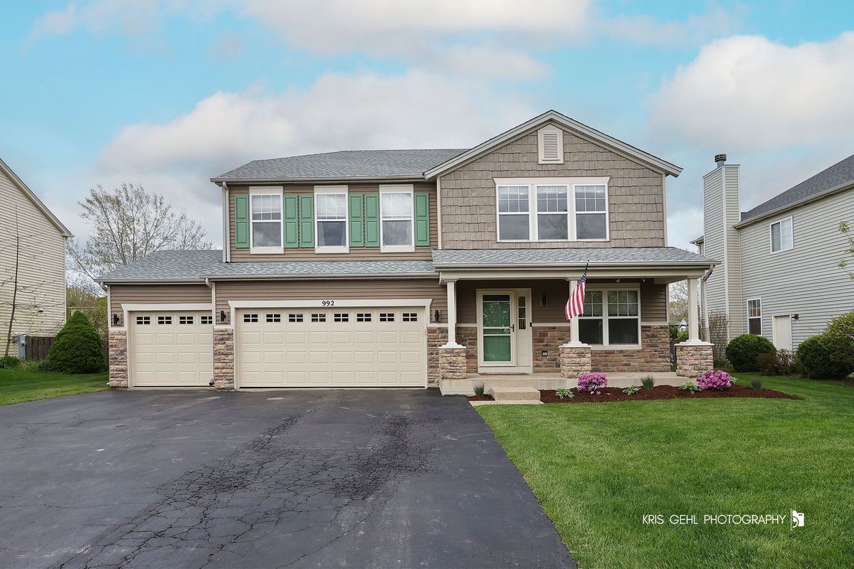 992 Mackenzie Drive, Antioch, IL 60002