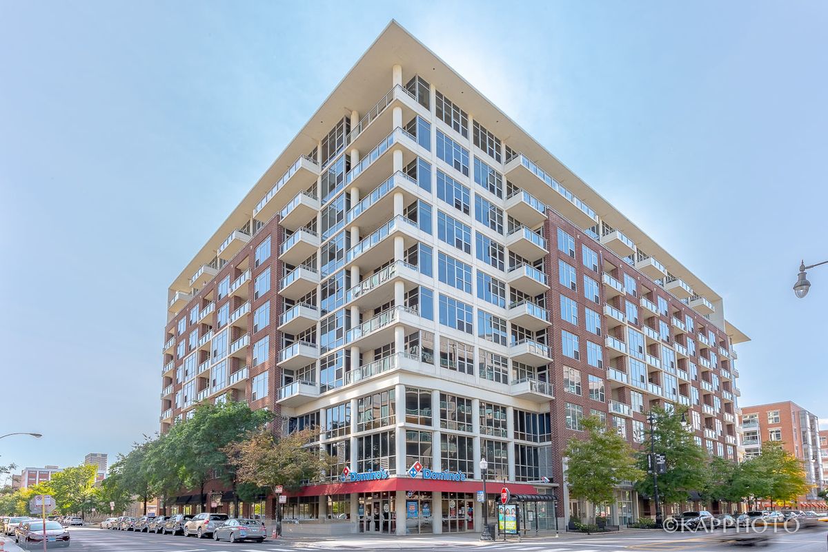 901 Madison Street, Chicago, IL 60607