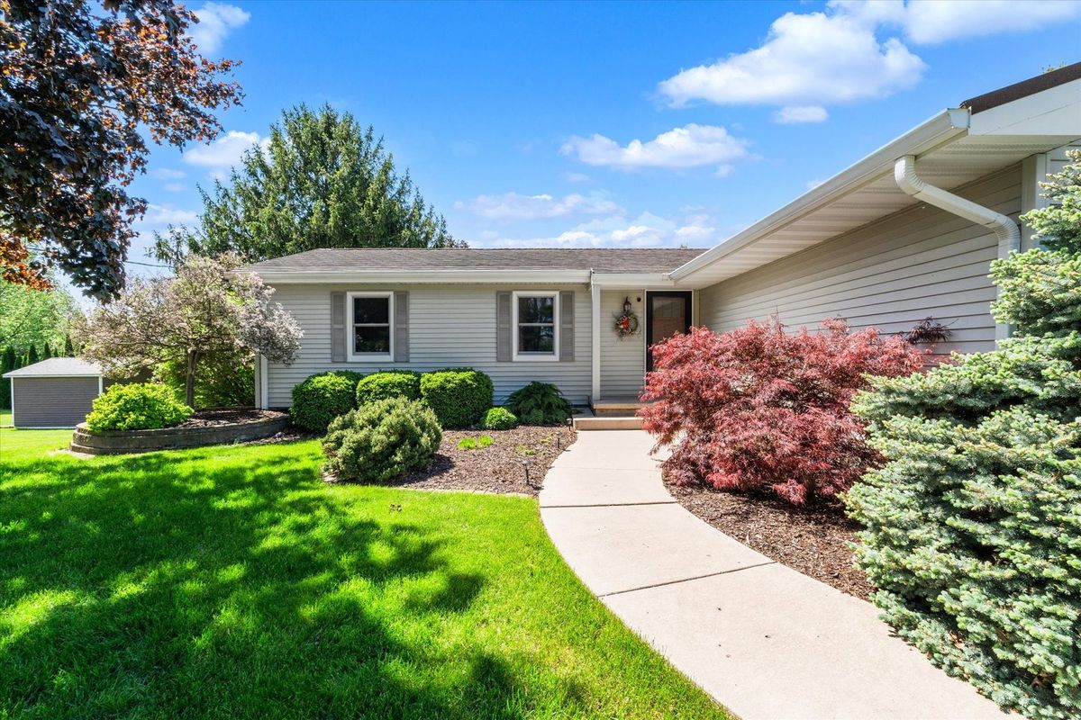532 Oak Street, Andover, IL 61233
