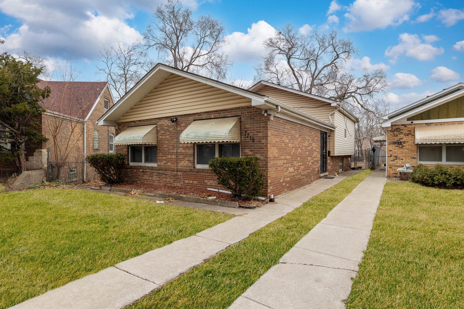 7719 S Merrill Avenue — Chicago, IL 60649