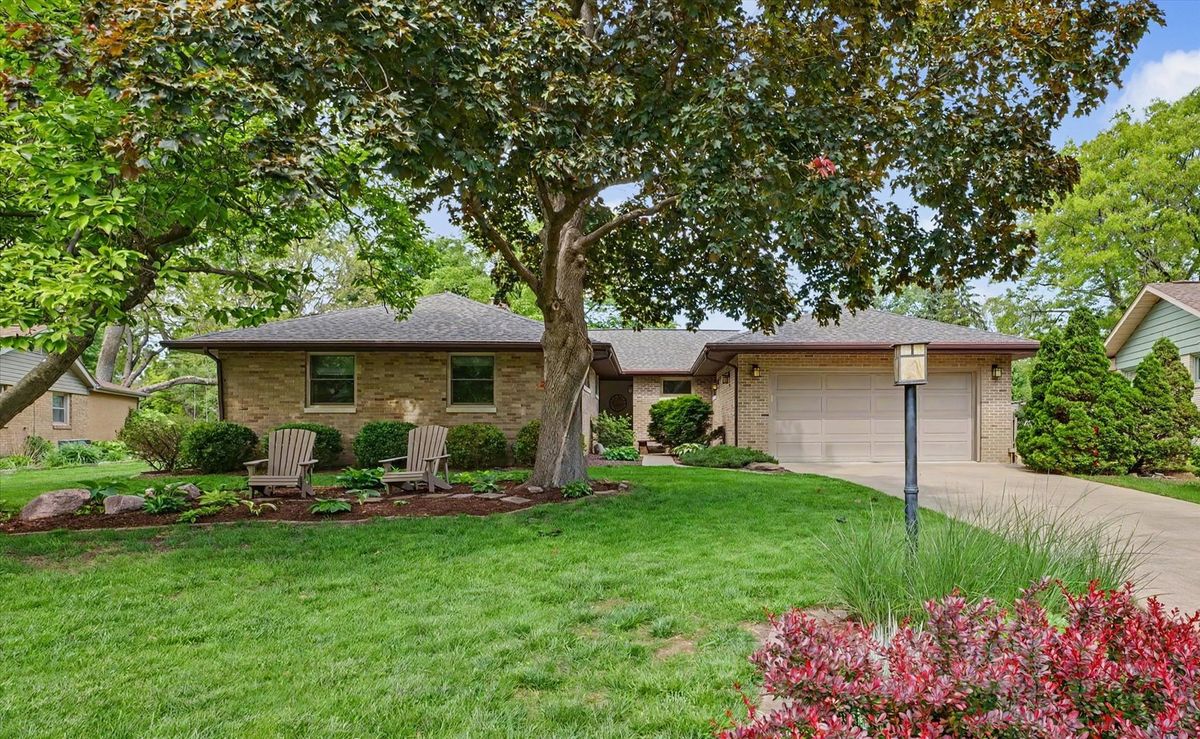 1406 Maywood Drive, Champaign, IL 61821