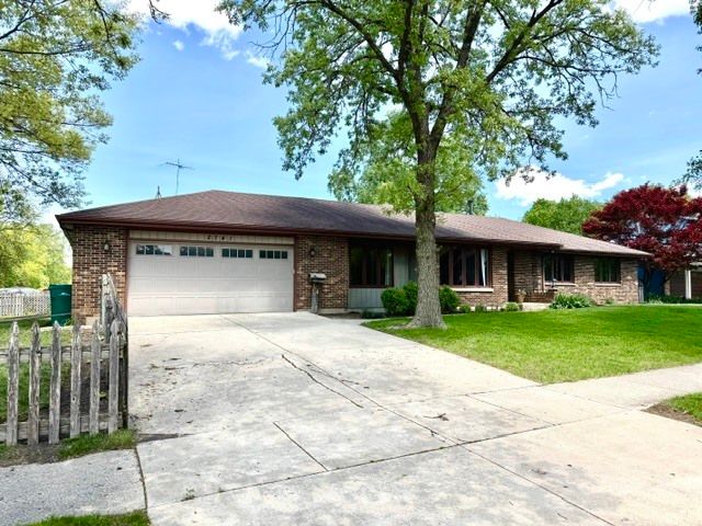 2741 Douglas Street, Joliet, IL 60435