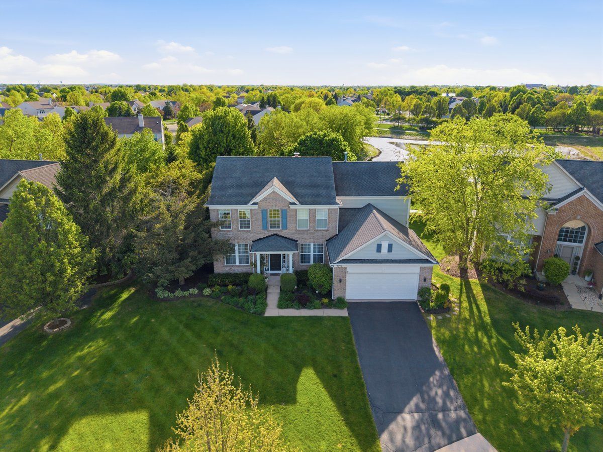 4740 Whitehall Court — Algonquin, IL 60102