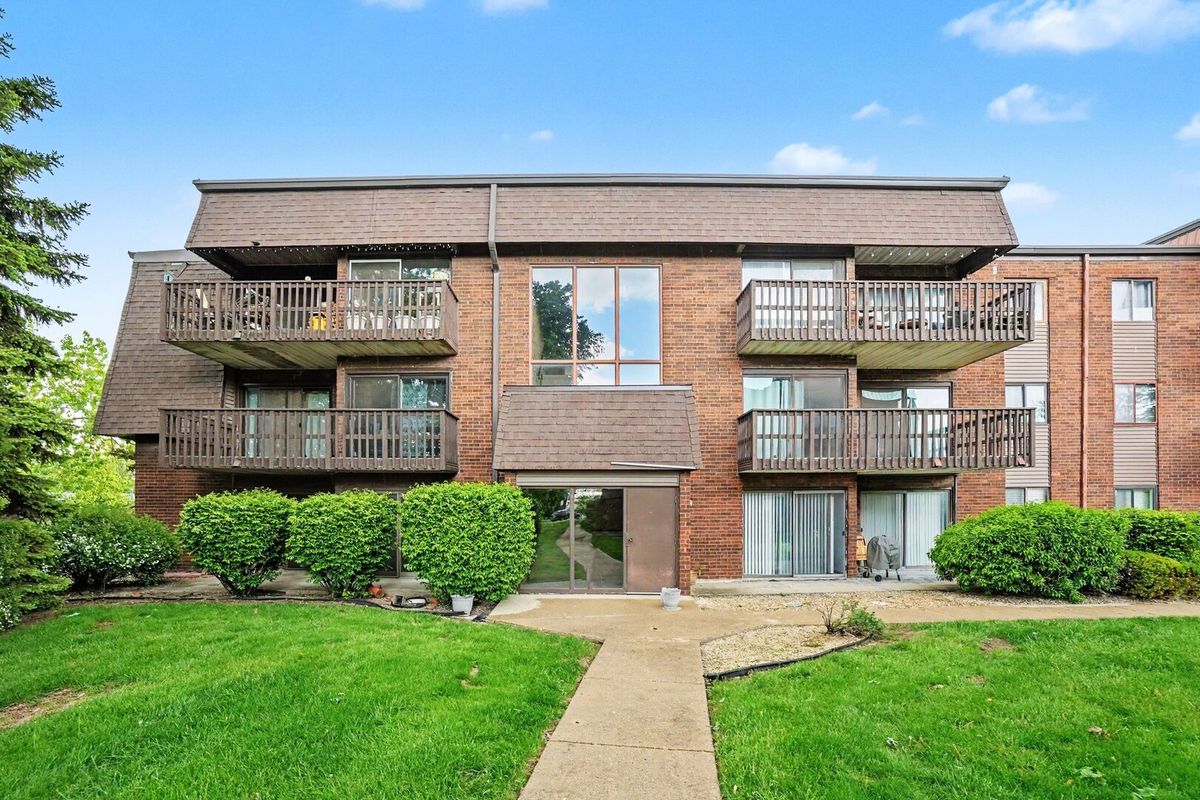 1619 RICHMOND Circle, Joliet, IL 60435