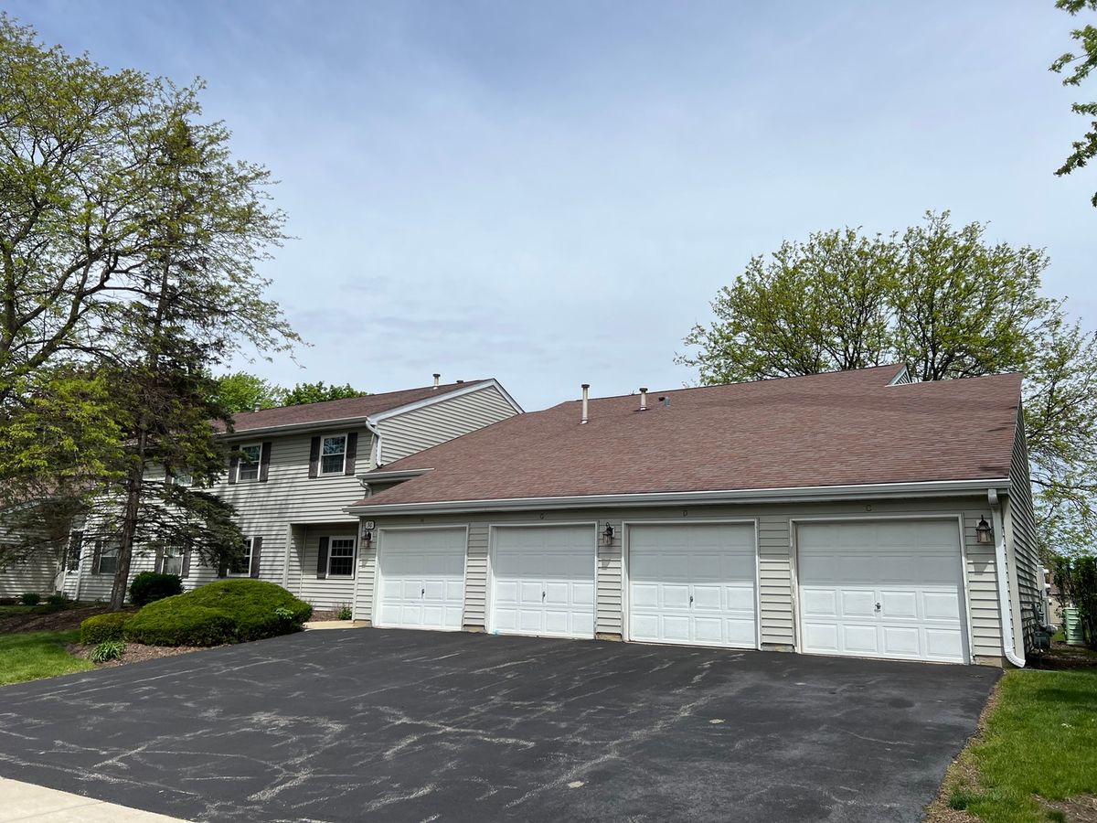 36 Gant Circle, Streamwood, IL 60107
