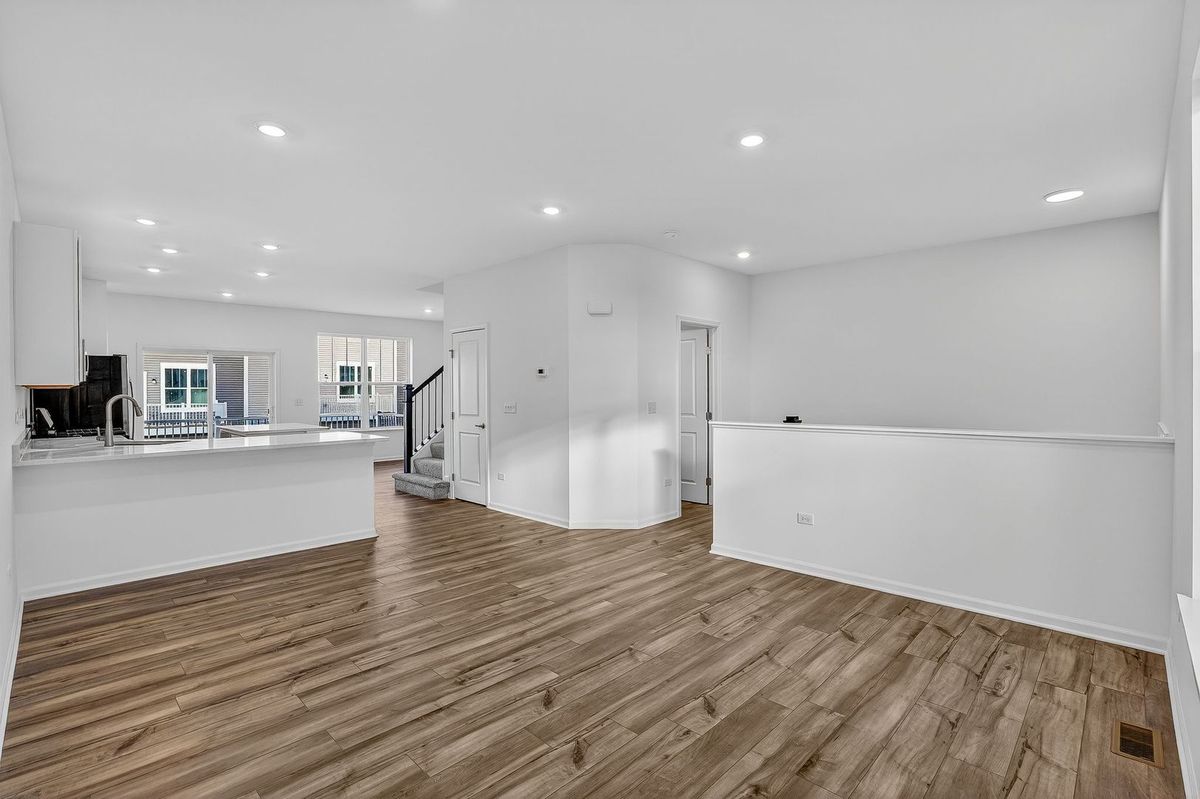 427 Red Oak Circle, Volo, IL 60020