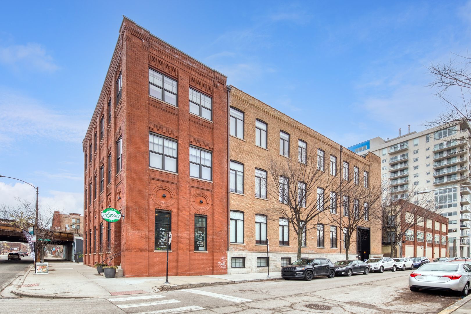 729 N Sangamon Street #406 — Chicago, IL 60642