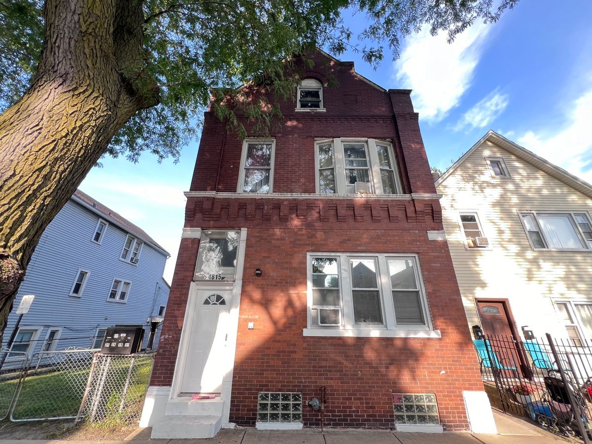 4815 Elizabeth Street, Chicago, IL 60609