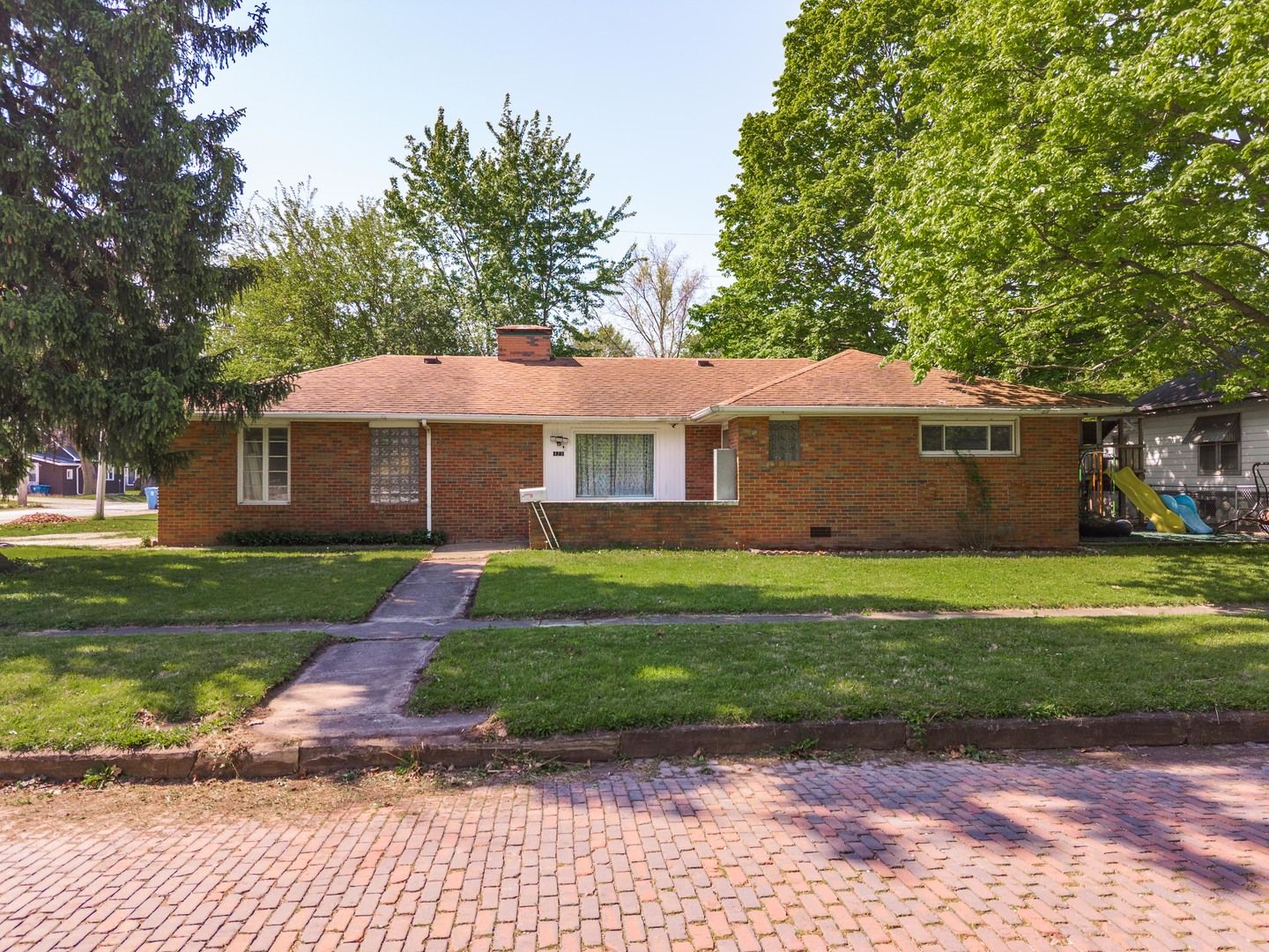 428 E Timber Street — Pontiac, IL 61764
