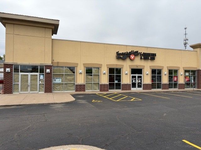 1800 Division Street, Davenport, IA 52804