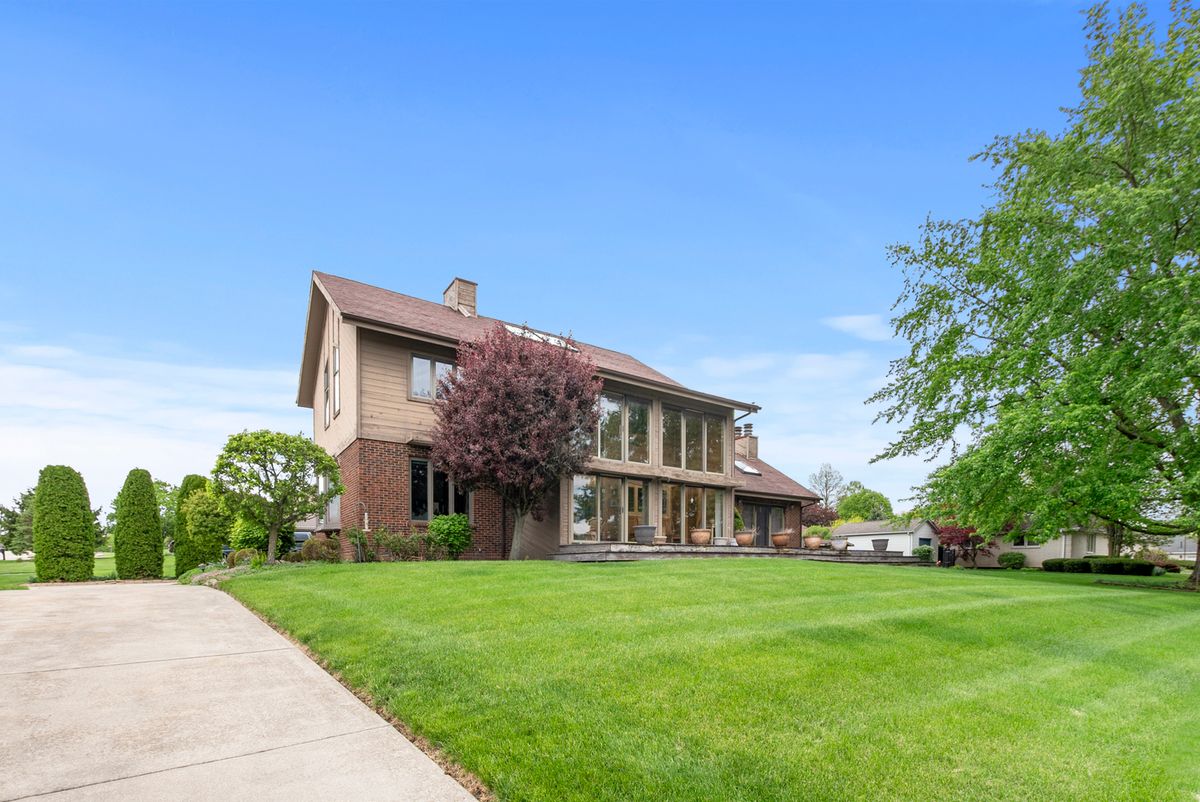 13657 S Parker Road, Homer Glen, IL 60491