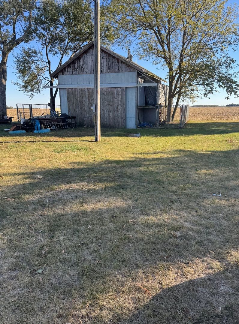 2301 County Road 3300 N, Gifford, IL 61847