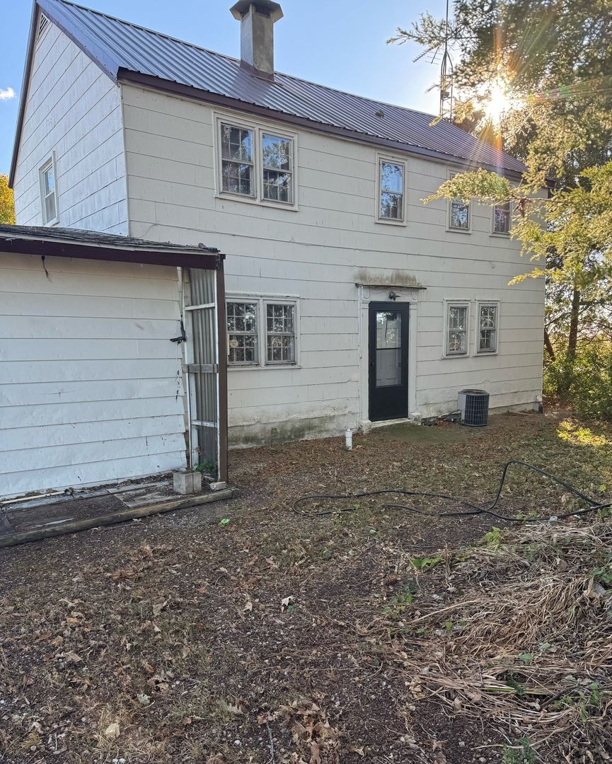 2301 County Road 3300 N, Gifford, IL 61847