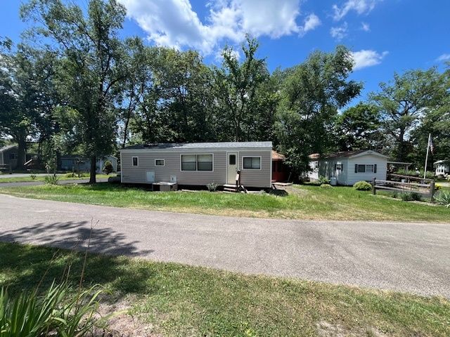2795 E 28th Lot 138 Road, Seneca, IL 61360