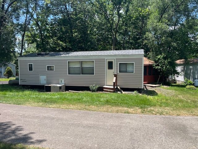 2795 28th Lot 138 Road, Seneca, IL 61360