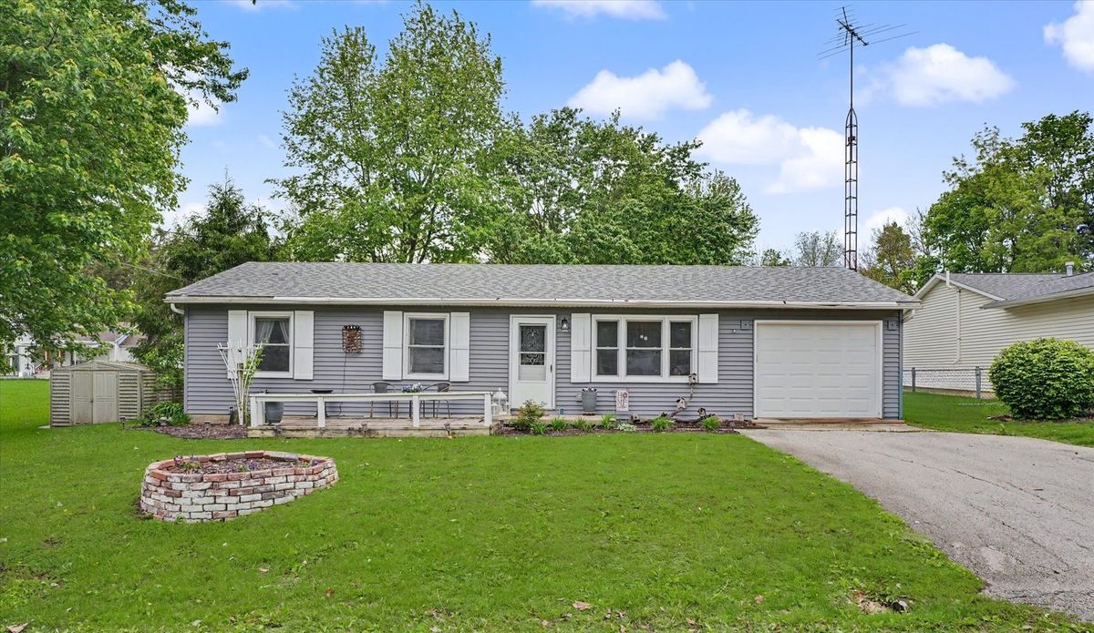 205 Jefferson Street, Mahomet, IL 61853