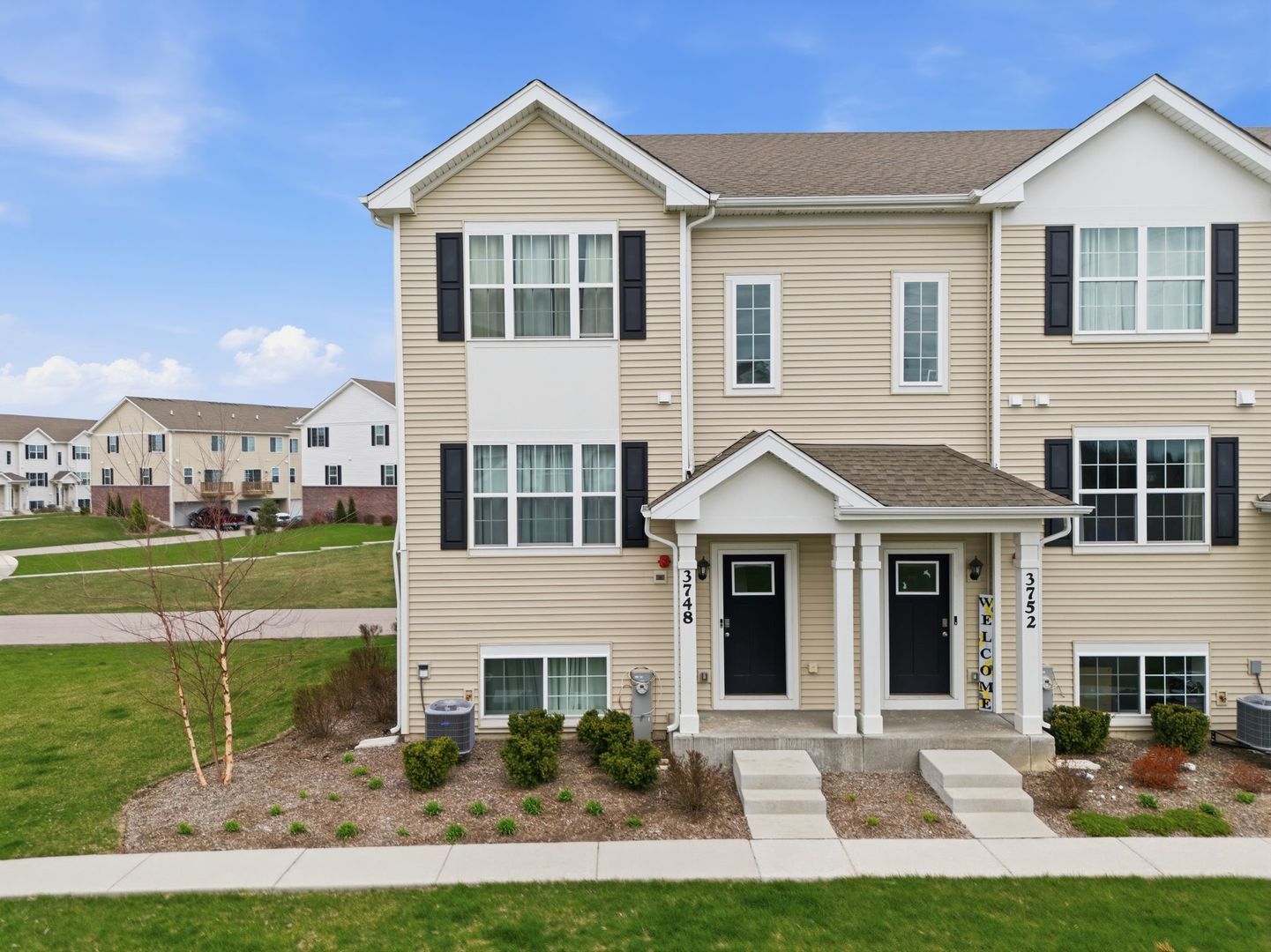 3748 Bissel Drive — Yorkville, IL 60560