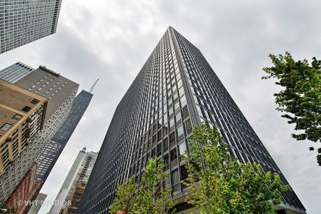 900 Lake Shore Drive, Chicago, IL 60611