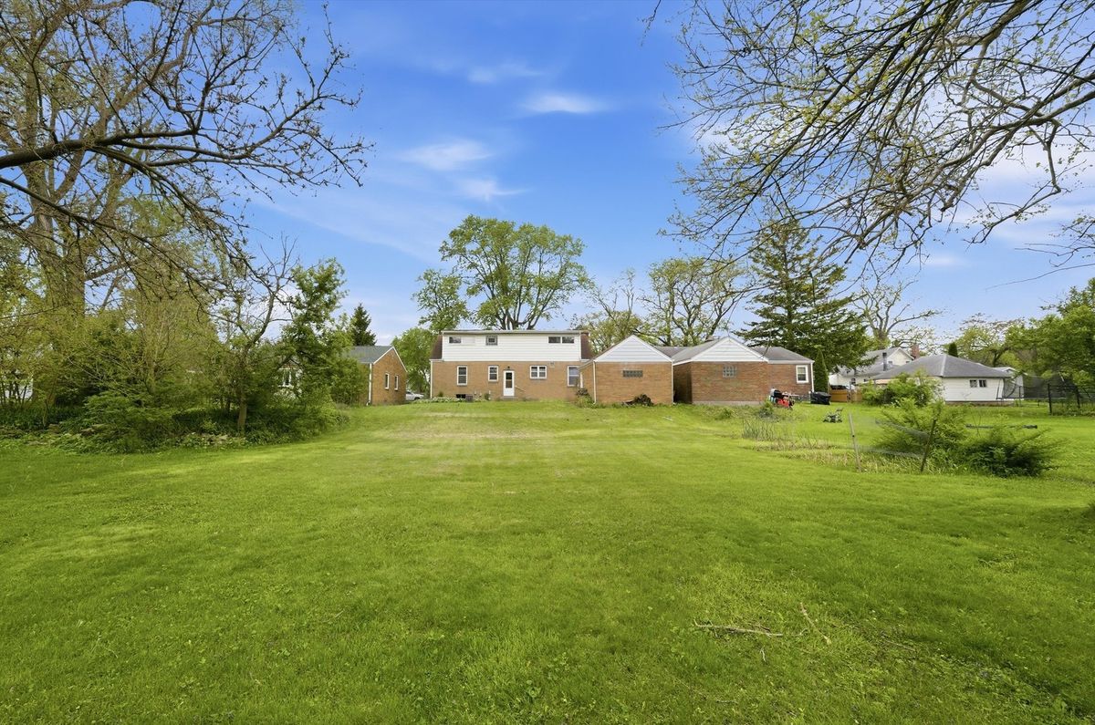 341 W Exchange Street, Crete, IL 60417