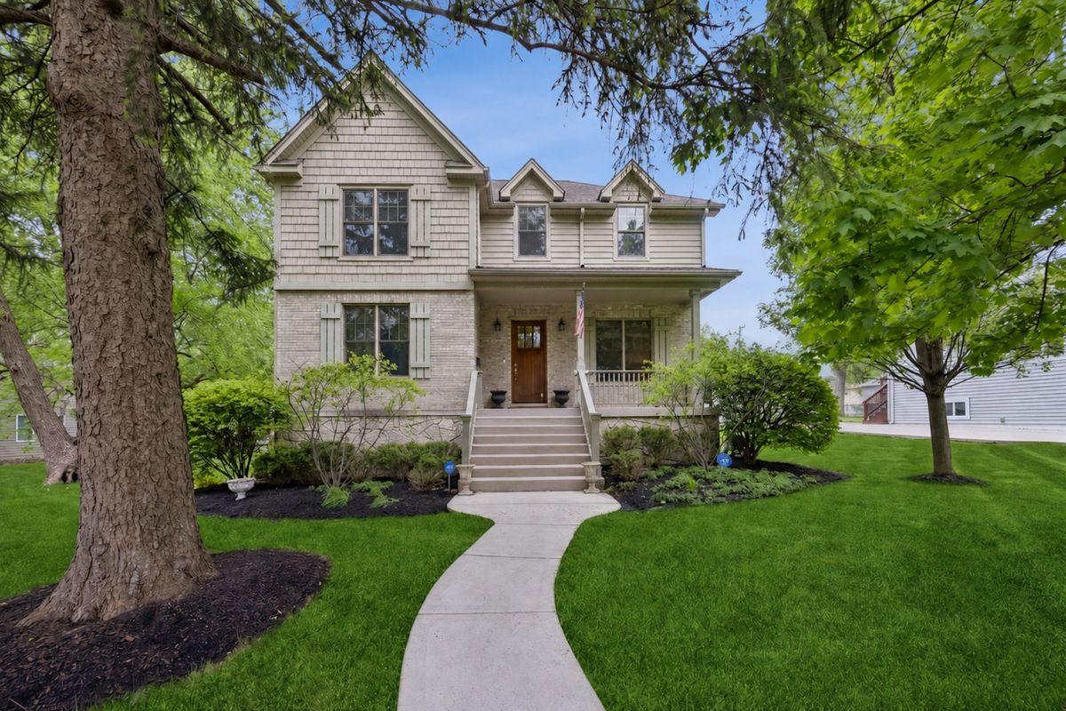 28 Grant Street, Westmont, IL 60559