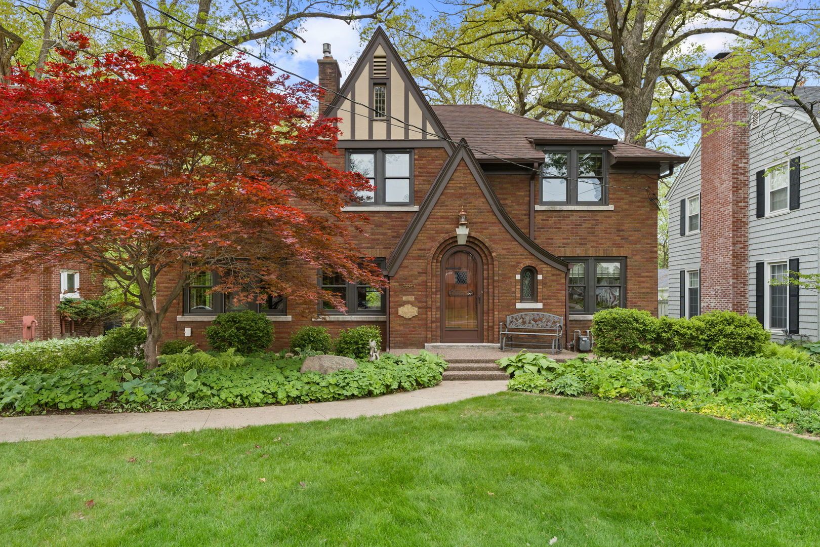 2405 27th Street — Moline, IL 61265